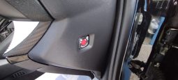 Peugeot e-2008 completo