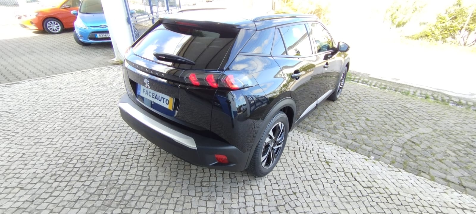 Peugeot e-2008