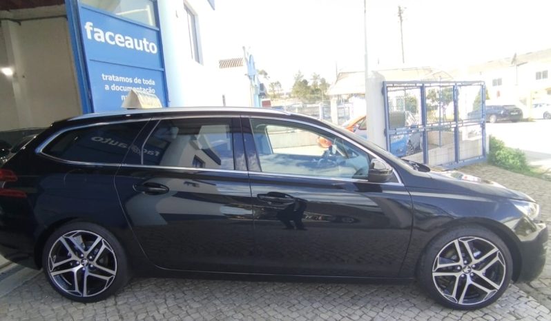 Peugeot 308 completo
