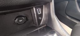 Peugeot 308 completo