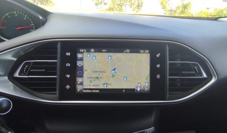 Peugeot 308 completo