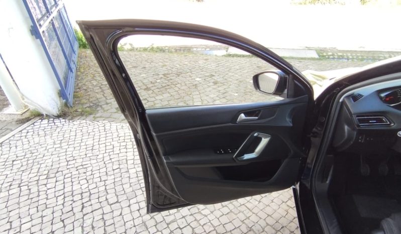Peugeot 308 completo