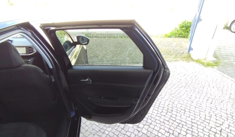 Peugeot 308 completo