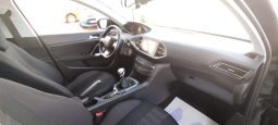 Peugeot 308 completo