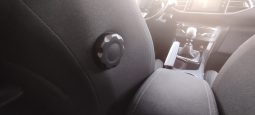 Peugeot 308 completo