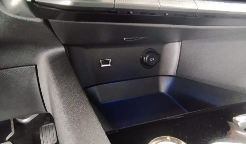 Peugeot 3008 cx Auto completo