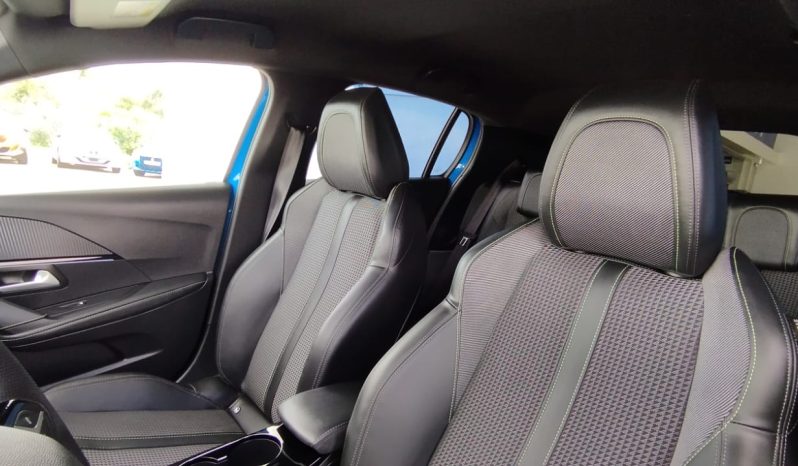 Peugeot e-208 GTLine completo