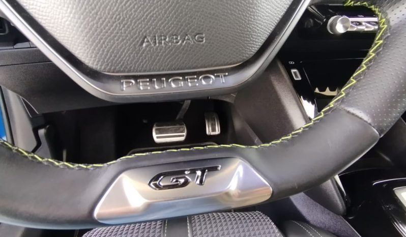 Peugeot e-208 GTLine completo