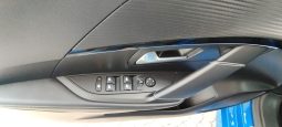Peugeot e-208 GTLine completo