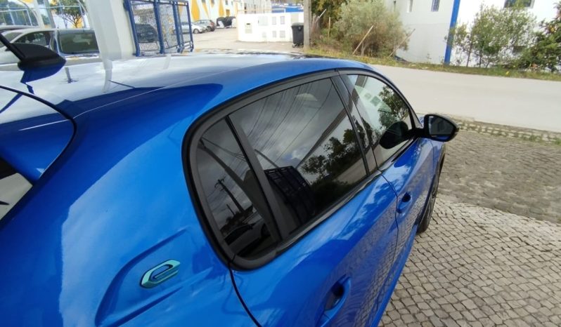 Peugeot e-208 GTLine completo