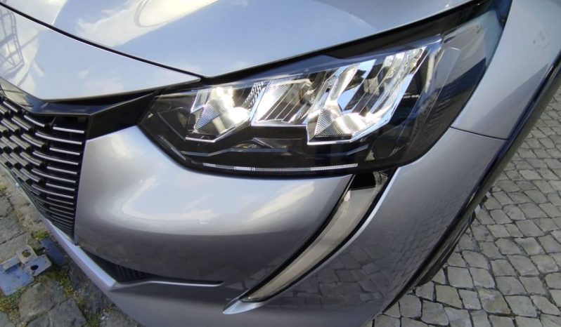 Peugeot e-208 completo
