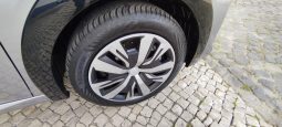 Peugeot e-208 completo