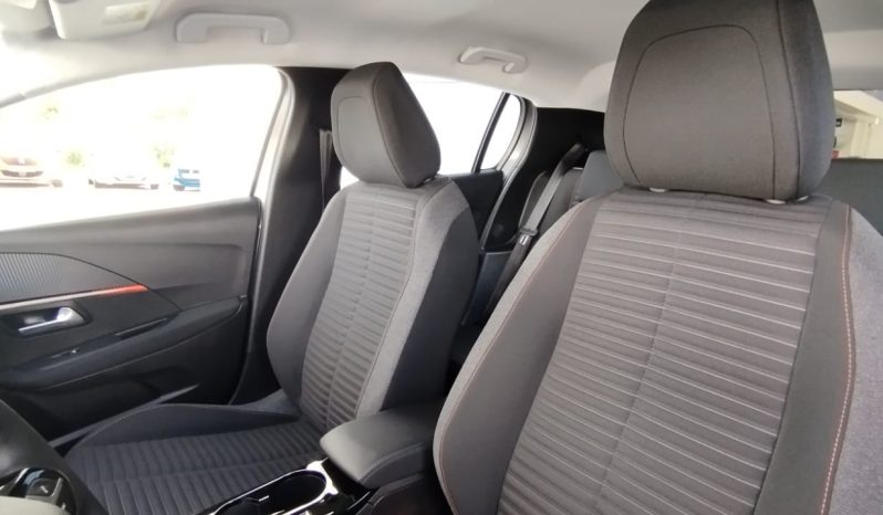 Peugeot e-208 completo