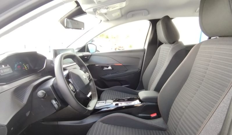 Peugeot e-208 completo