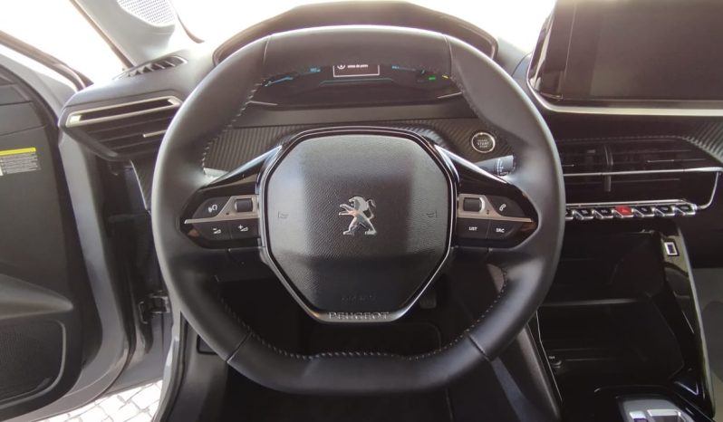 Peugeot e-208 completo