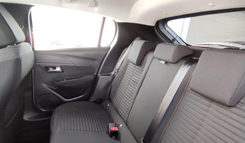 Peugeot e-208 completo