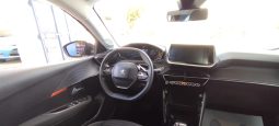 Peugeot e-208 completo