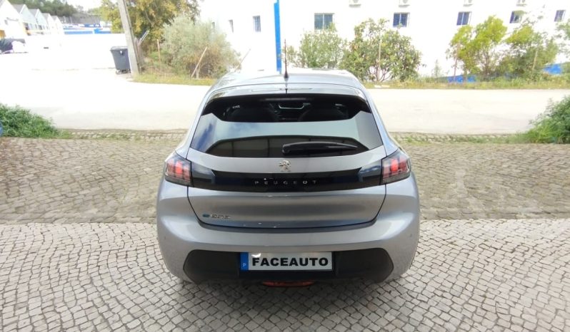 Peugeot e-208 completo